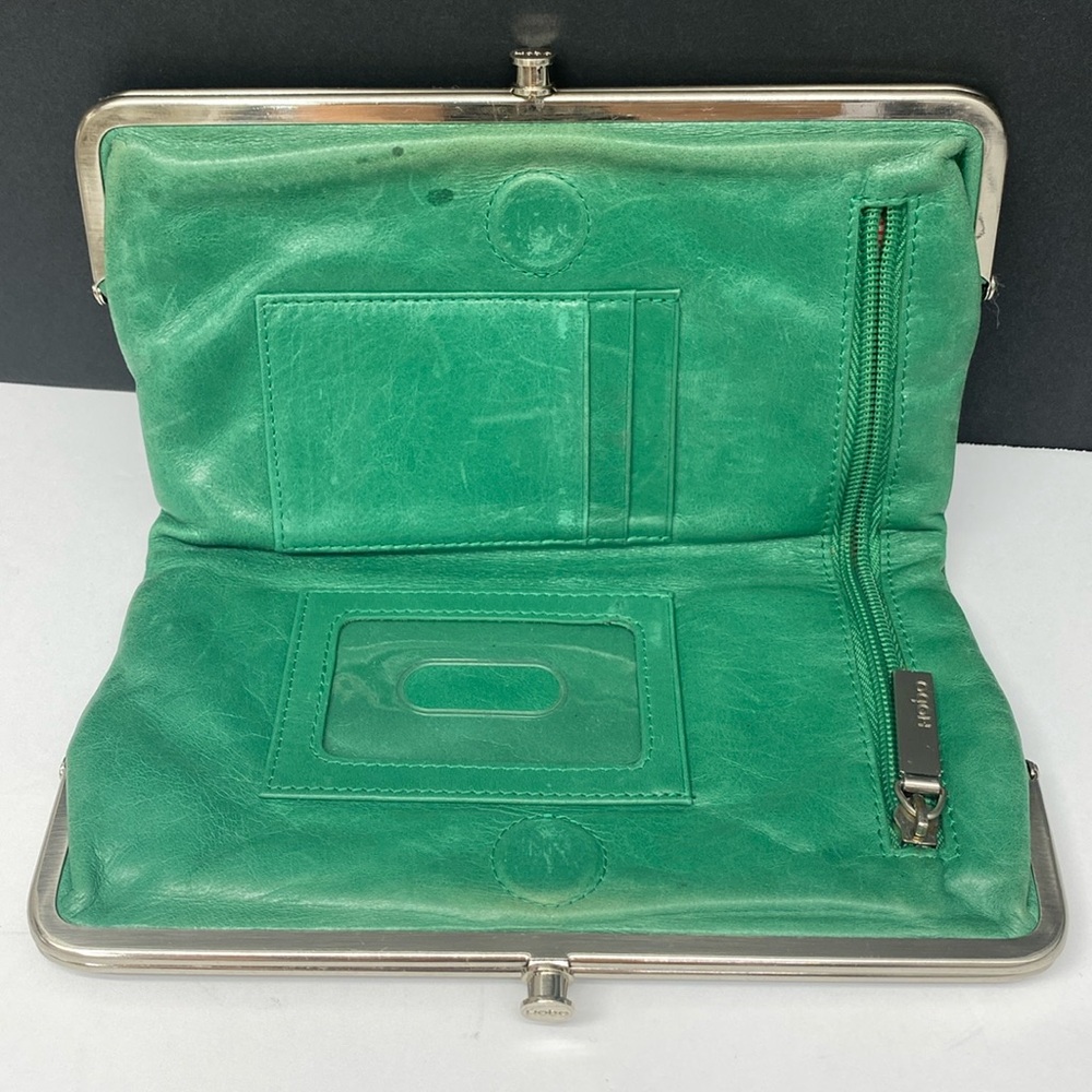 HOBO Lauren Green Bifold Leather Wallet - Picture 9 of 17
